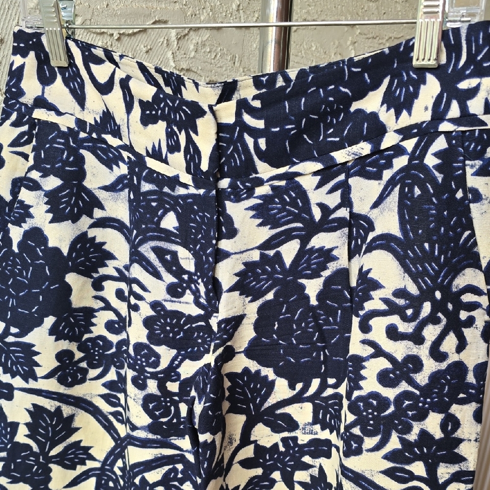 Loft, Navy, and Cream Floral Pants, Sz 2